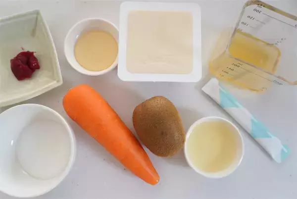 「【ヘルシーすぎスイーツ】ヨーグルト風豆腐でまろやか「人参ゼリー」作ってみた！隠し味は梅干し!?【農家直伝】」の画像