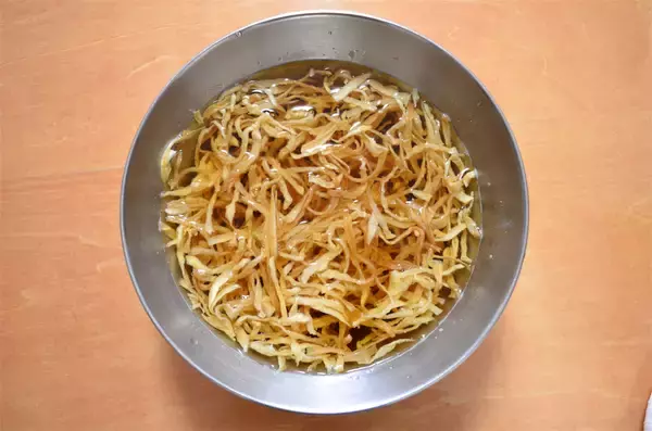 「【大根を麺に!?】食物繊維テンコ盛り♪「切り干し大根焼きそば」作ってみた！一瞬で満腹に【でもギルトフリー】」の画像
