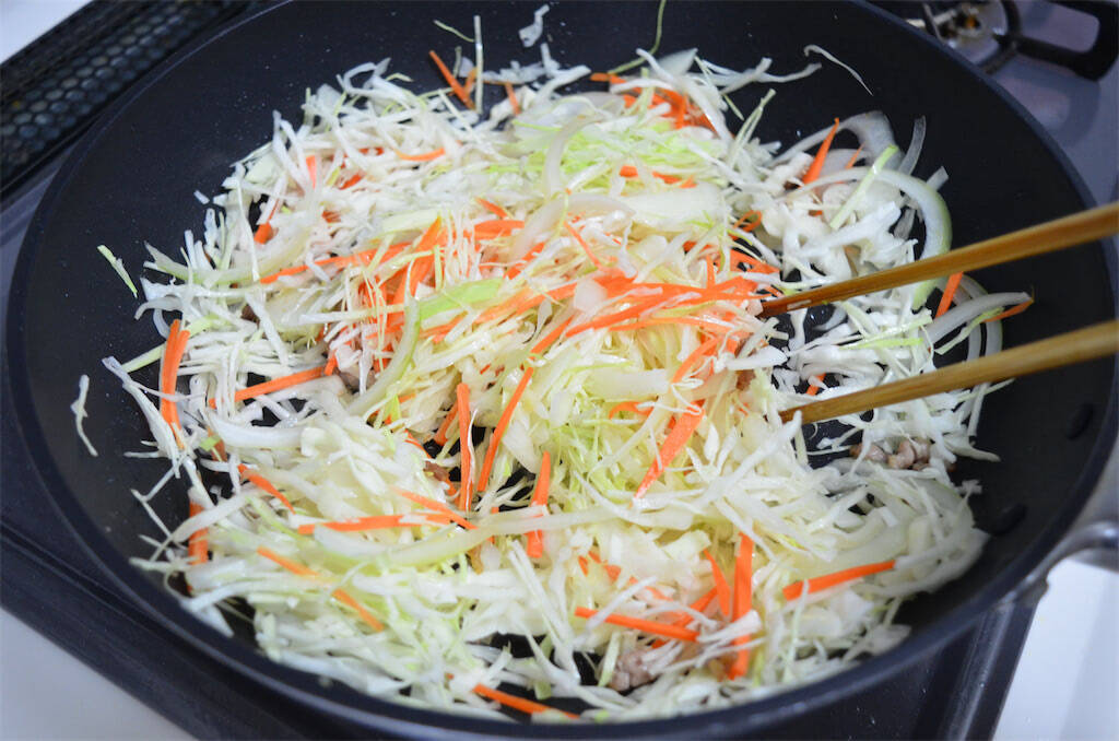 【大根を麺に!?】食物繊維テンコ盛り♪「切り干し大根焼きそば」作ってみた！一瞬で満腹に【でもギルトフリー】