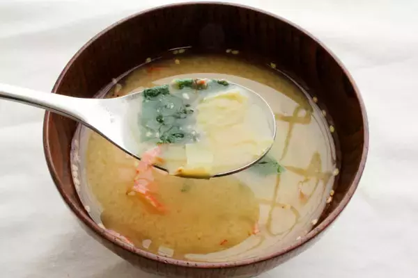 「【気分は旅館の朝食♪】みそ玉に「ゆばと桜エビ」仕込んでみた！青じそ香って爽やかな一杯に【包丁不要】」の画像