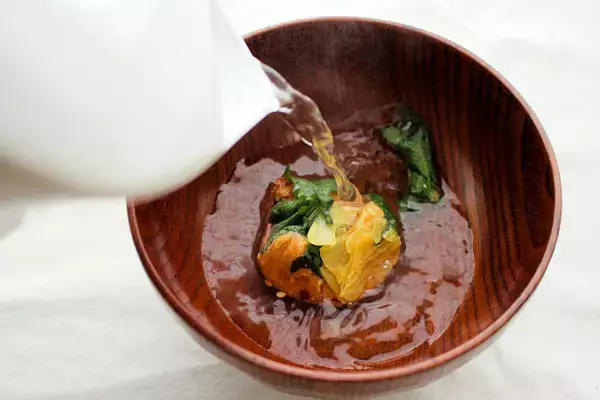 「【気分は旅館の朝食♪】みそ玉に「ゆばと桜エビ」仕込んでみた！青じそ香って爽やかな一杯に【包丁不要】」の画像