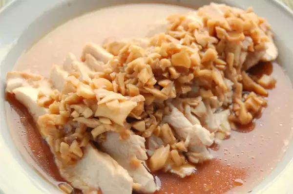 「【雪国まいたけ公式】舞茸パワーで「鶏むね肉で作る鶏チャーシュー」のやわらかさに度肝を抜かれまくり【1.3万いいね！】」の画像