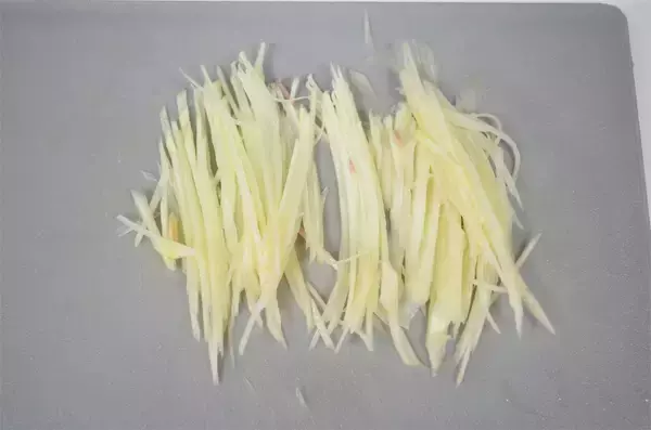 「【夏の黄金コンビ】ミニトマト×新しょうがで爽快すぎる炊き込みご飯作ってみた！ゴマ油で中華風に激変♪」の画像