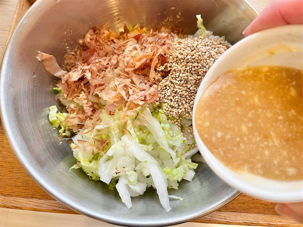 【あえての生食】白菜で酒が飲める♪「にんにくみそマヨサラダ」作ってみた！コクと甘味のハーモニー、優勝♪