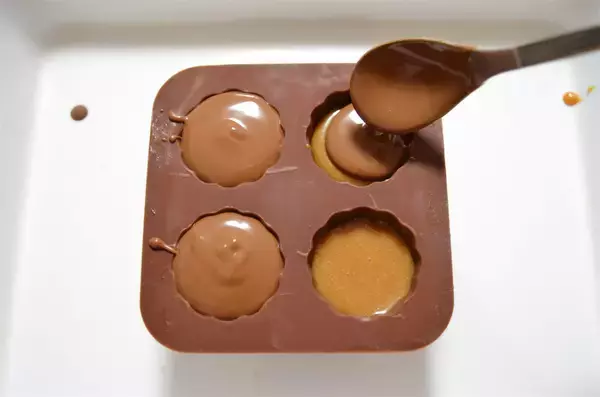 「SNSで4.7万いいね！「キャラメルボンボン」作ってみた！材料3つでパリとろ♡感動の味♪【森永製菓公式】」の画像