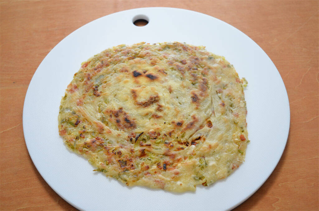【おうちで台湾屋台気分♪】あの味を彷彿とさせる「ねぎ餅」作ってみた！ジャンクなようで奥深い♡【農家直伝】