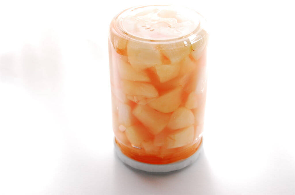 【ジャムよりフレッシュ】煮込んで10分！果肉ゴロゴロ「りんごのさっと煮」作ってみた♪皮と種も使うって!?