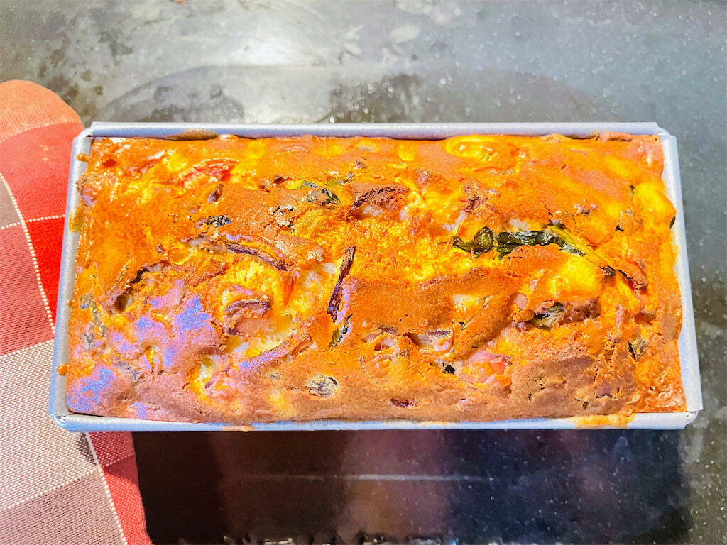 【ホケミでお惣菜】野菜たっぷり「農家ならではケークサレ」作ってみた♪冷蔵庫の余り野菜でOK！