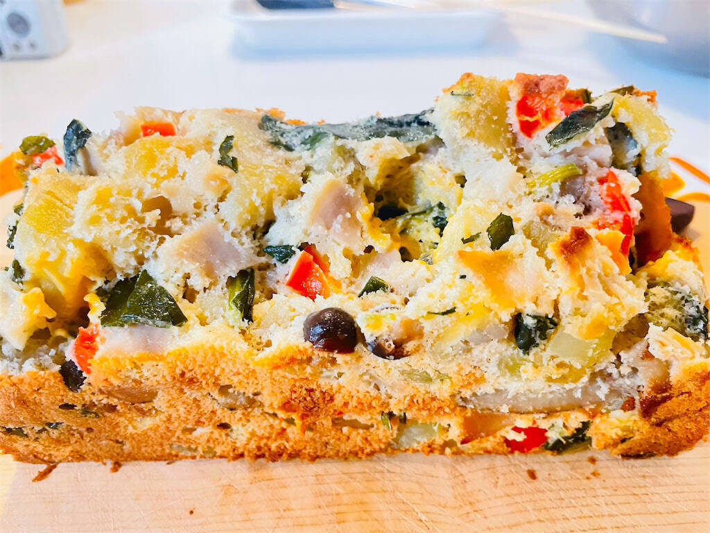 【ホケミでお惣菜】野菜たっぷり「農家ならではケークサレ」作ってみた♪冷蔵庫の余り野菜でOK！