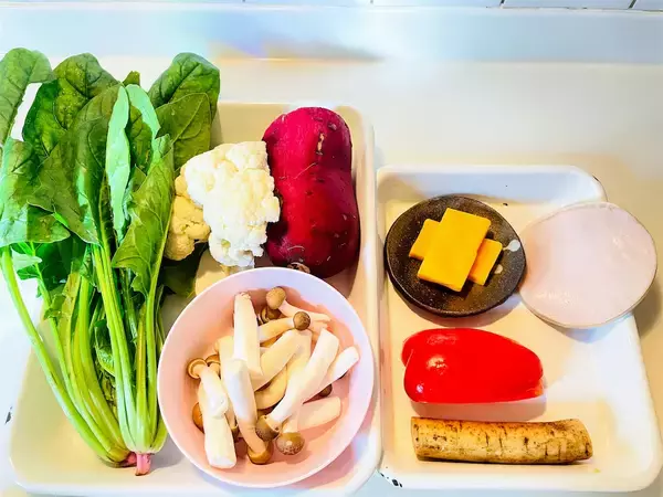 「【ホケミでお惣菜】野菜たっぷり「農家ならではケークサレ」作ってみた♪冷蔵庫の余り野菜でOK！」の画像