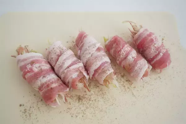 「【薬味じゃない食べ方】香りが食欲そそる「ミョウガの豚バラ肉巻き」作ってみた！辛みも爽やか〜【農家直伝】」の画像