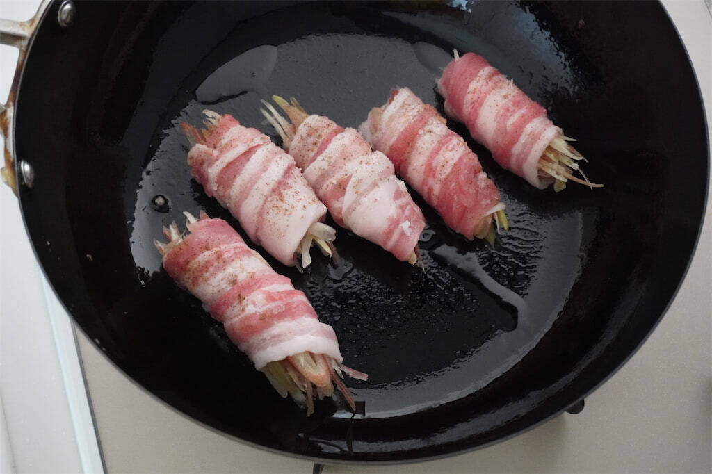 【薬味じゃない食べ方】香りが食欲そそる「ミョウガの豚バラ肉巻き」作ってみた！辛みも爽やか〜【農家直伝】