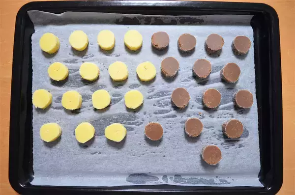 「【初心者歓迎】サクほろ食感がたまらん「ディアマンクッキー」はホケミでできる！型抜きも不要♪【森永製菓】」の画像