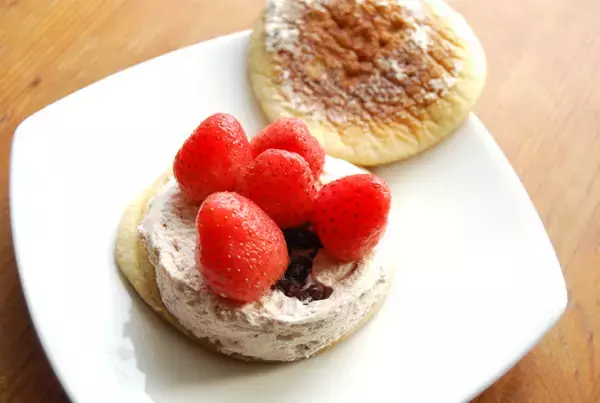 「【いちごを3週間楽しむ裏ワザ】旬を過ぎても「まるごとフレッシュ煮」ならおいしさキープ！濃厚でジューシー♪」の画像