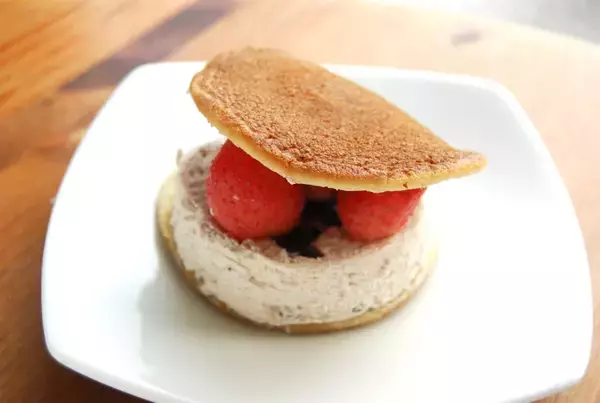 「【いちごを3週間楽しむ裏ワザ】旬を過ぎても「まるごとフレッシュ煮」ならおいしさキープ！濃厚でジューシー♪」の画像