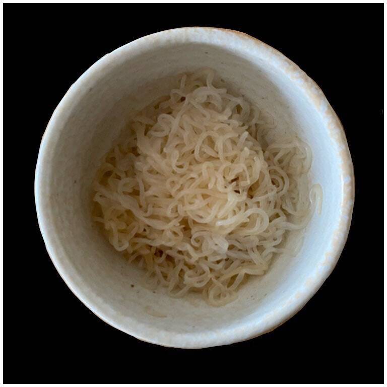 【自炊あるある】「冷蔵庫にあるもの」で簡単ヘルシーレシピに挑戦！冷蔵庫に…あるもの…？【momoの漫画】