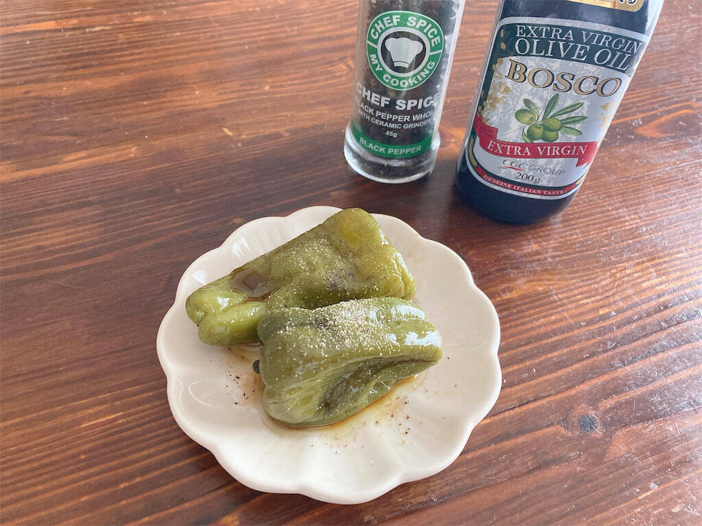 【ピーマン大量消費】口の中でトロンと消える♡「丸ごと煮びたし」作ろう！種やワタ、ヘタまで旨っ【包丁いらず】