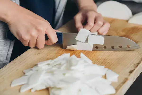 「【子どもがめっちゃ食べる】白カブ農家直伝「無限白カブ」が神レシピだった♪ベーコンマヨとの新マリアージュ」の画像