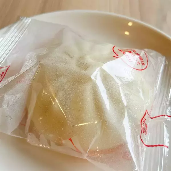 「【飲む肉まん!?】新宿中村屋の中華まんを焼いてスープにドボン！「小籠包風スープ」が寒い夜に沁みる♡」の画像