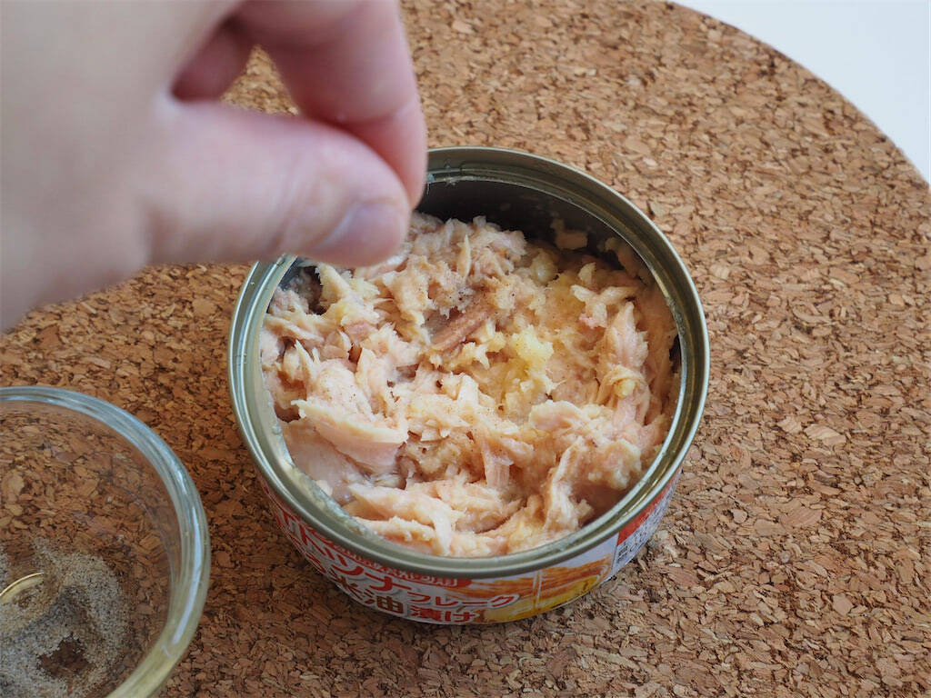 【反則級ズボラ飯】ツナ缶をそのまま器に!?火も包丁も不要「ツナボナーラ」作ってみた！濃厚コクうま♡