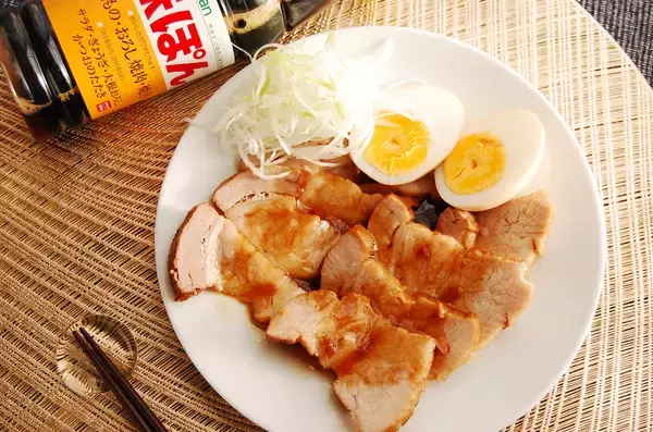 「【ミツカン社内で大旋風！】味ぽんで「柔らかチャーシュー」作ろう！酸味はナシでコクと旨味ましまし～♡」の画像