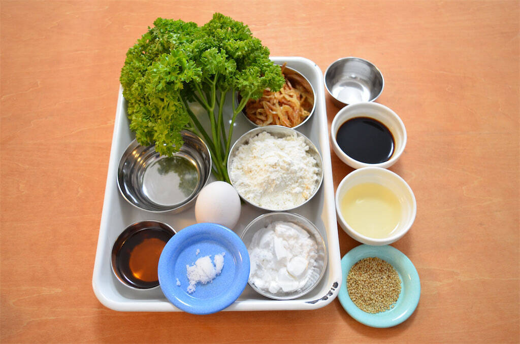 【パセリ大量消費】ただの飾りはもったいない！「パセリのチヂミ」に挑戦!!干しエビの旨味に爽やか風味が絡む～
