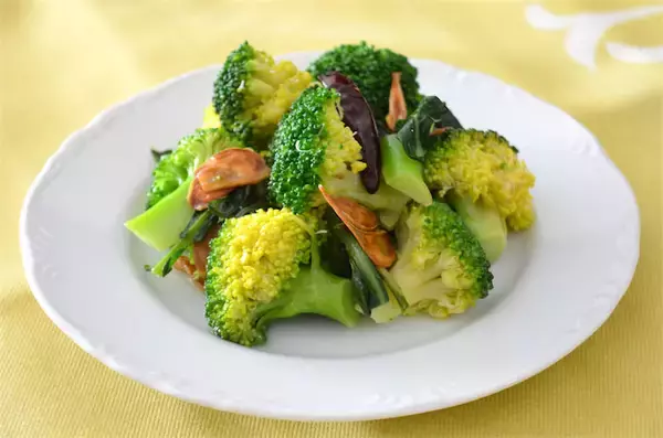 【祝！指定野菜】いつもとひと味違う「ローマ風」でブロッコリーを味わってみた！にんにくと唐辛子でピリッ!!