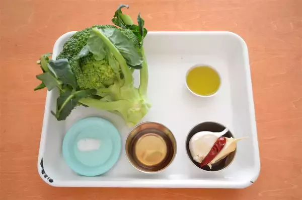 「【祝！指定野菜】いつもとひと味違う「ローマ風」でブロッコリーを味わってみた！にんにくと唐辛子でピリッ!!」の画像