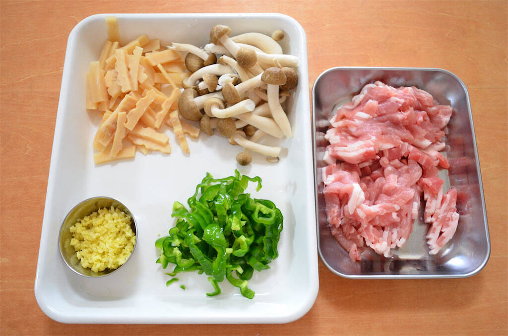 【レタスで包むだけで本格中華に！】豚肉炒めを「レタス」にイン！した結果…シンプルに手が止まらない件