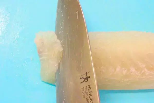 「【カルパッチョ刺身の切り方】鯛は「そぎ造り」で見た目プロ級に♪初心者でもカンタンに切れた～！」の画像