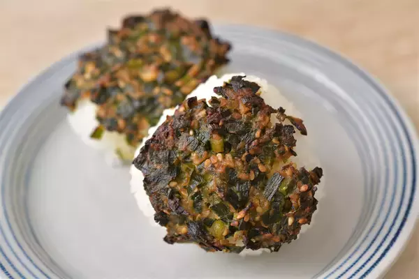 「【ニラ農家直伝！ご飯のお供】まんま家系味噌とんこつラーメン風⁉「万能ニラ味噌」感動レシピ初公開！」の画像