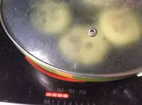 「捨てちゃう“茶殻”で「パンケーキ」作ってみた！“新茶”を飲んで＆食べて免疫力爆上げ～！【食べるSDGs】」の画像