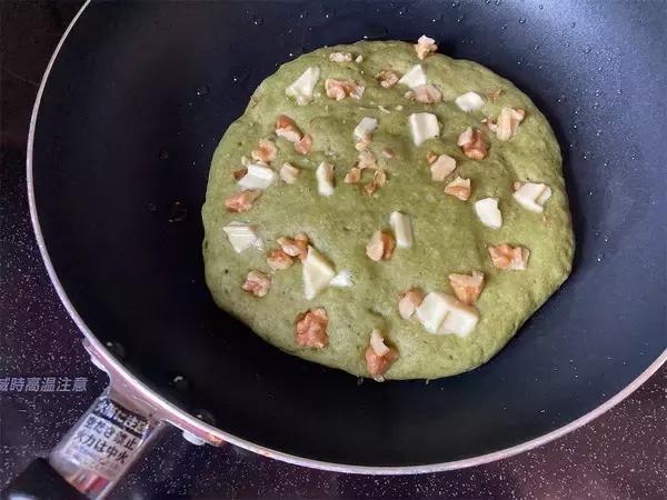 「捨てちゃう“茶殻”で「パンケーキ」作ってみた！“新茶”を飲んで＆食べて免疫力爆上げ～！【食べるSDGs】」の画像