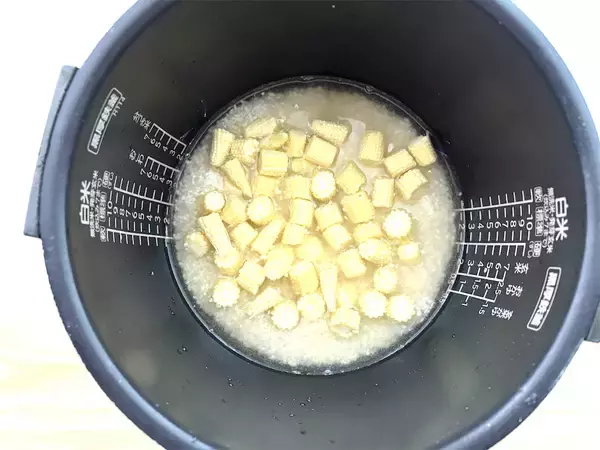 「【旬の食材で薬膳！】ヤングコーン＆枝豆で夏満載の「炊き込みご飯」作ってみた！むくみ対策にも◎だって♪」の画像