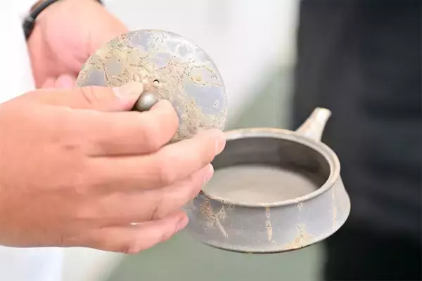 「お茶は熱湯NG！農家直伝【お茶のおいしい淹れ方】その淹れ方では旨味半減!? 決め手は温度＆抽出時間！」の画像