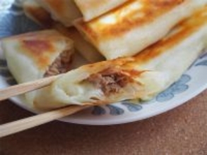 【春の春巻きはコレで決まり】新玉ねぎ・ツナ・チーズ！メロすぎる組み合わせでパリっと揚げてみた♪トロトロ♡