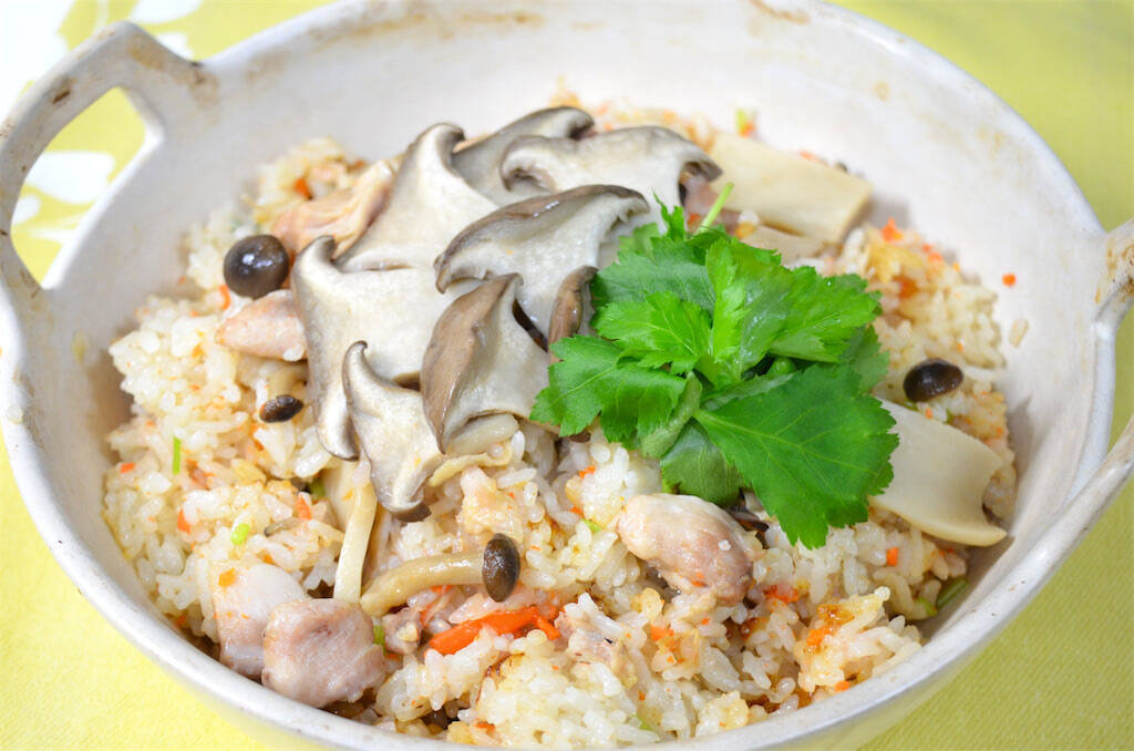 【市販鍋スープで松茸ご飯】「松茸香るしゃぶ鍋スープ」で炊き込みご飯作ったら…本物入ってるレベルだった