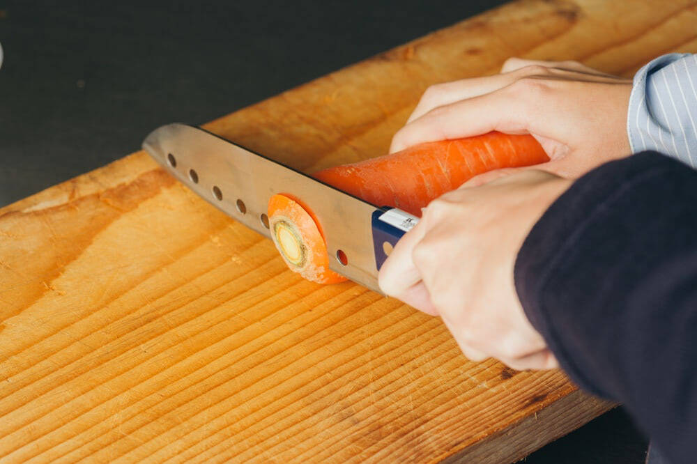 【まるで焼き芋!?】炊飯器一発！ニンジン農家直伝の「まるごとニンジンご飯」はねっとり甘くて子ども爆食♪