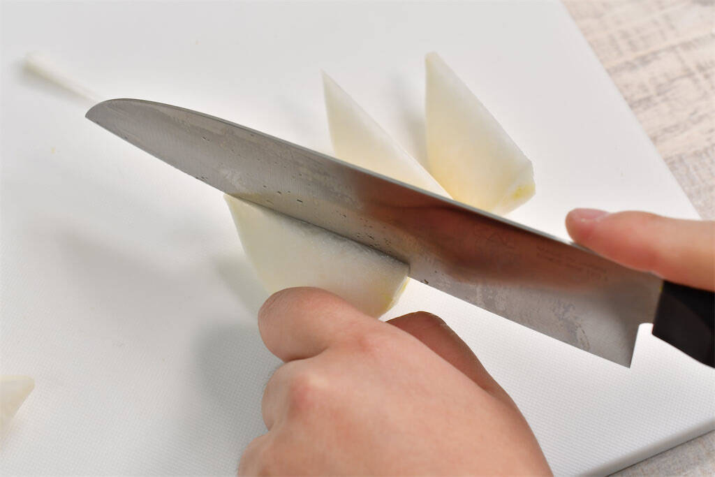 【かぶが極甘に】香ばしく焼き目をつけて！「かぶと豚ひき肉のあんかけ」がご飯泥棒すぎる～【青髪のテツ】