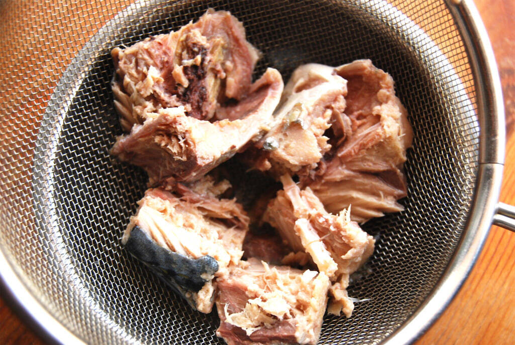 【調理5分のゴーヤーチャンプルー】サバ缶+キムチで味決まる！旨辛苦い「やみつきスタミナ炒め」作ってみた♡