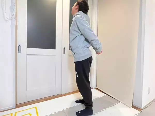 「【花粉症対策】薬を使わず鼻詰まりを一発解消⁉噂の裏ワザ「トビウオのポーズ」試してみた♪医学の裏付けも！」の画像