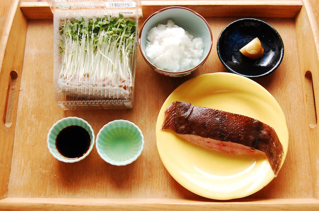 【ふわっととろける♡】胃腸が重たいので「カレイのおろし煮」作ってみた！甘くてやさし〜えっ老化防止にも!?