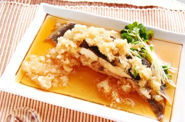 「【ふわっととろける♡】胃腸が重たいので「カレイのおろし煮」作ってみた！甘くてやさし〜えっ老化防止にも!?」の画像