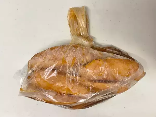 「10分漬け込んで揚げ焼きするとカリッとジューシー♡「悪魔のソーセージ唐揚げ」はリピ確定なウマさな件」の画像