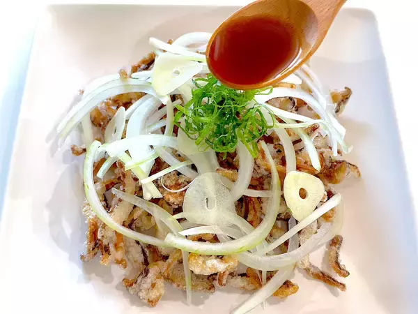 「【乾しいたけの意外な食べ方】え、水で戻したら油で揚げてタタキにする!?未体験のサクジュワ食感♡【農家直伝】」の画像