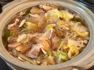 【笠原流“白菜を美味しく食べる鍋”】豚バラと春雨と一緒に鍋で蒸し煮しよう！旨味を吸った春雨うんま♡