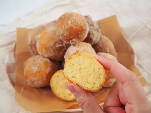 「【あの人気ドーナツ再現】ホケミで手軽に「うどーなつもどき」作ってみた！絶品フワもちで本家に匹敵!?」の画像