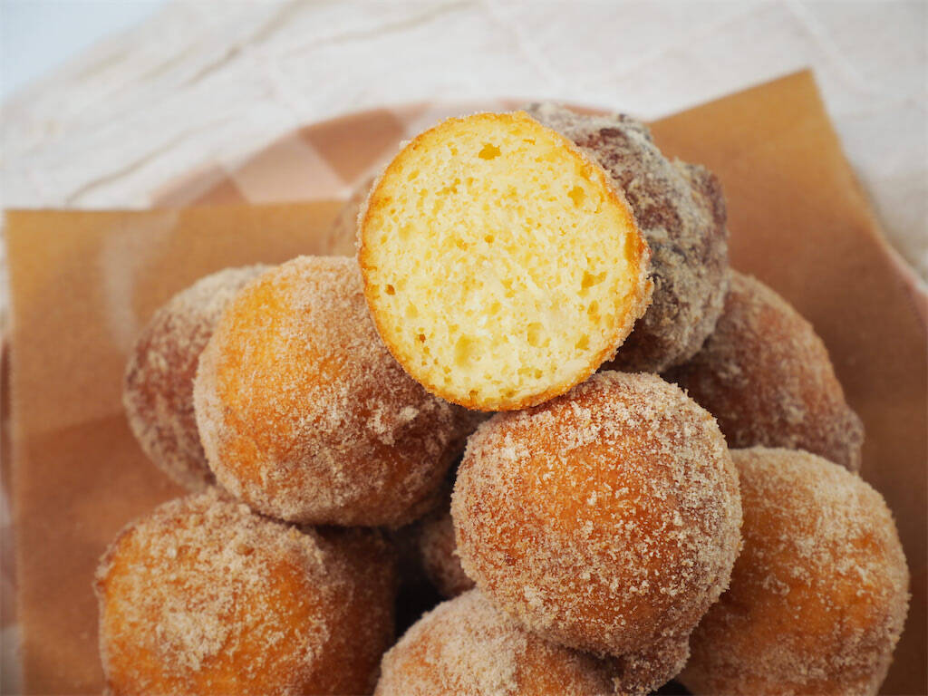 【あの人気ドーナツ再現】ホケミで手軽に「うどーなつもどき」作ってみた！絶品フワもちで本家に匹敵!?