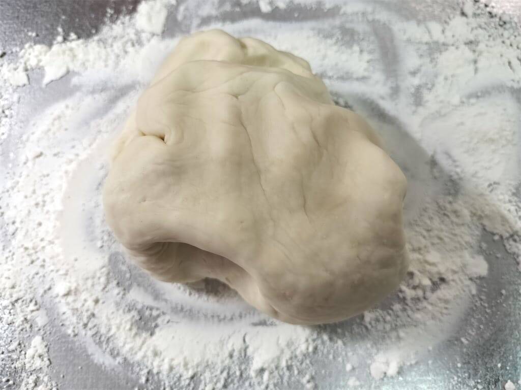 【絶品！郷土メシ】群馬県の幅広な小麦粉麺「おっきりこみ」を作ってみた！下茹でナシで直接つゆに入れる!?