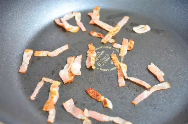 「【長ねぎを究極に甘くする農家のワザ】焼く前の「ひと手間」でスイーツ級のとろ甘に♡太～いネギがオススメ♪」の画像